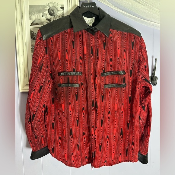 80’s vintagege silk and leather blouse - Picture 1 of 6